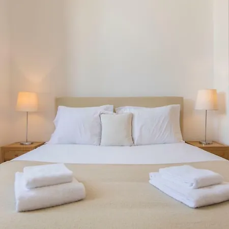 Apartment Sunny Santa Catarina Ii By Lovelystay