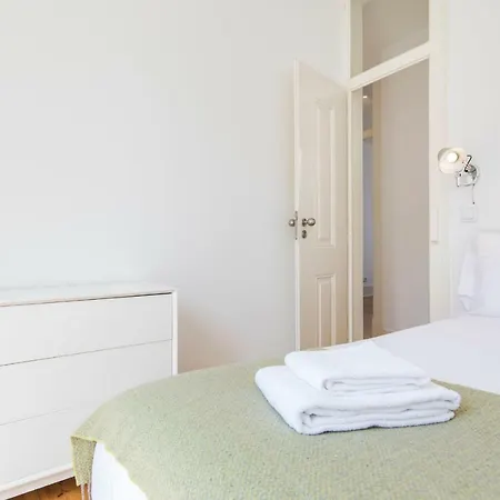 Lovelystay - Sunny Santa Catarina Ii