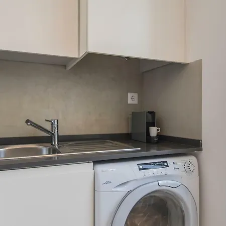 Lovelystay - Sunny Santa Catarina Ii Appartement