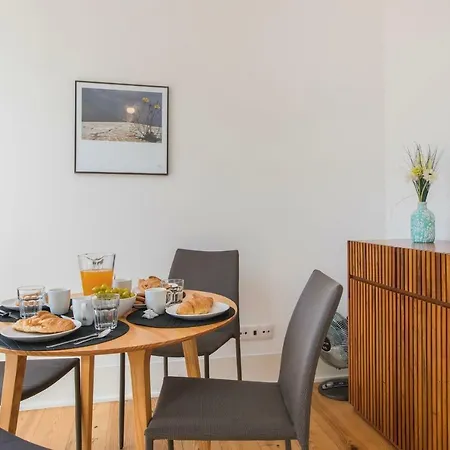 Lovelystay - Sunny Santa Catarina Ii *